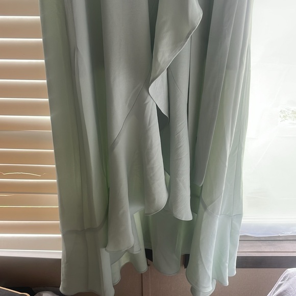 Long dress. - Picture 3 of 3